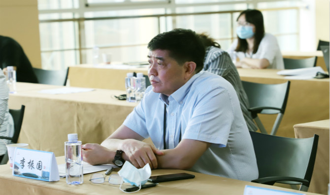 九芝堂集團(tuán)召開(kāi)2020年半年度總部人員述職會(huì)議